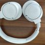 JBL over-ear headphones Image 9