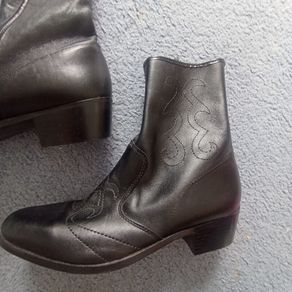 Drifters leather ankle boots