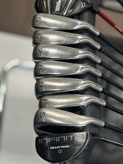 Wilson DynaPWR Graphite Complete Set of Clubs