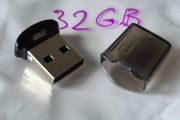 32 GB USB Flash Drive Mini