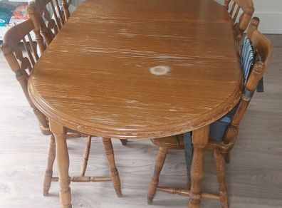Oval table and 4 chairs