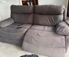Electric reclining couch