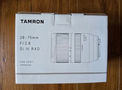 Tamron 28-75mm f2.8