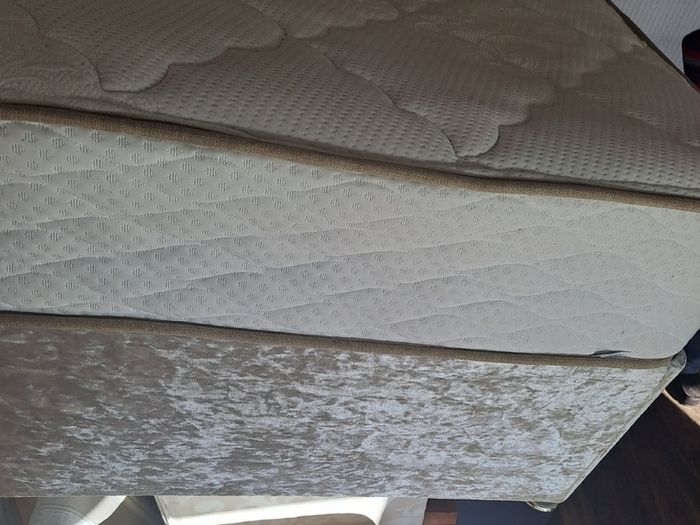 Bed single