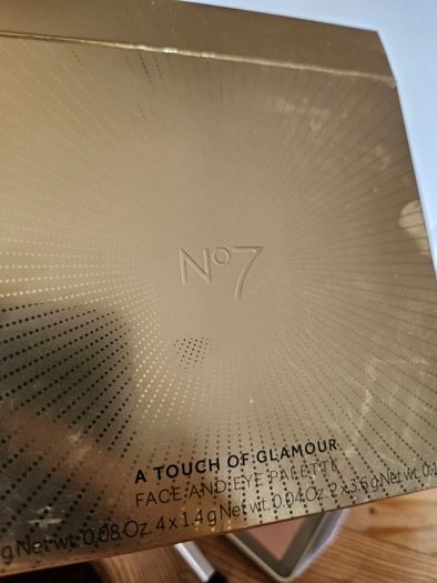 No7 A Touch of Glamour Face & Eye Palette