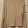 Age 9 / 10 Years  - A Lovely Soft Knit Top with Cute Pearl Logo - Read Carefully Image 4