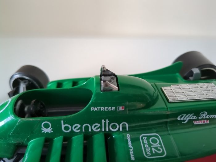 Vintage Bburago 1:24 Alfa Romeo 184T F1 - Riccardo Patrese #22 (Made in Italy)