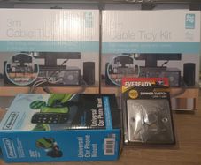 2 3m Cable Tidy Kit Sets a Car Phone Mount a Dimmer light Switch