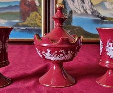 3 Piece Vintage Elegant Italian Fiorentine Lustre Ruby Red Gold Gilt Footed Lidded Compote And Vases Set