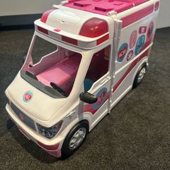 Barbie- Barbie Careers Care Clinic Playset
