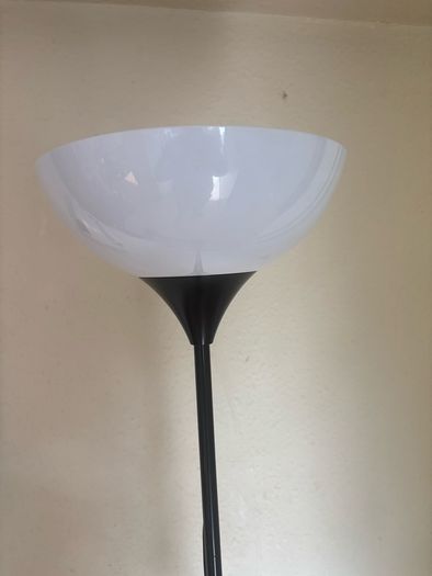 Floor lamp