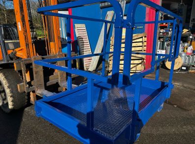 Man lift Basket