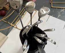 set golf clubs