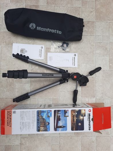 Manfrotto Camera Tripod