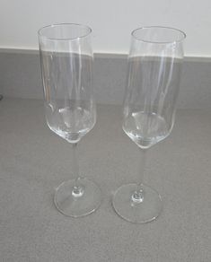 Champagne flute
