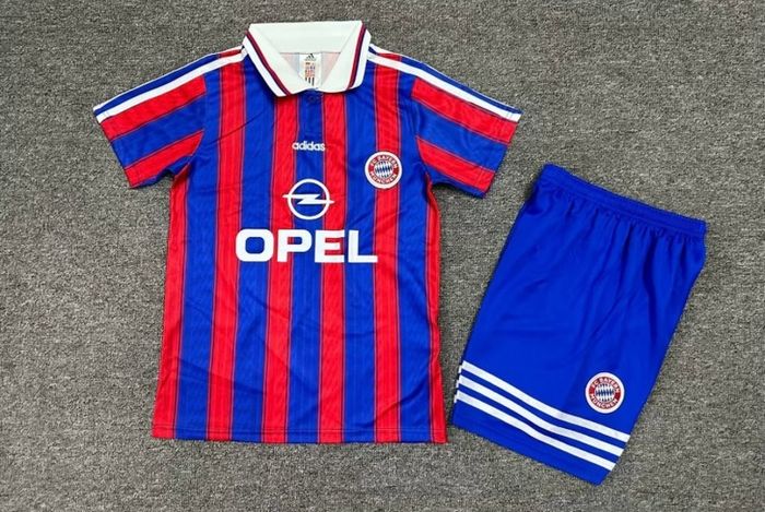 Retro football kits