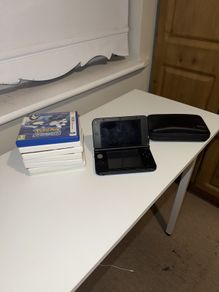 Nintendo 3DS XL Blue + 6 Games, Charger & Case - Fully Working