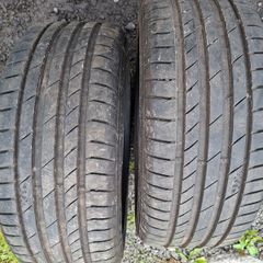 2x 225/50/17 Kumho