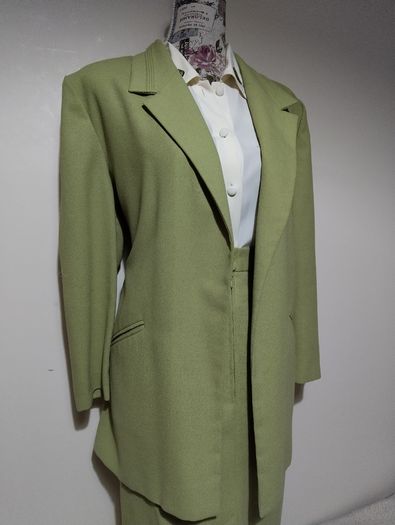 Jacques Vert Designer 3 Piece Outfit, part wool Jacket, Skirt and Blouse set