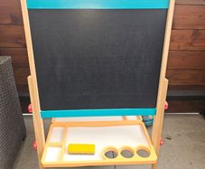 Kids Art Easel