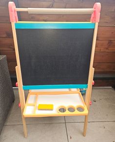 Kids Art Easel