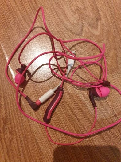 JBuds Pro Earphones  Pink