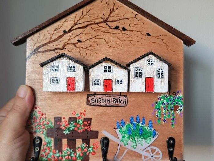 Handcrafted wooden key holder!