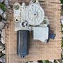 07  Avensis window motor Image 2