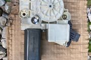 07  Avensis window motor