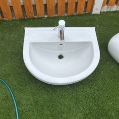 Sonas wash basin - semi pedal