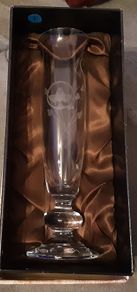 Boxed claddagh vase