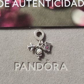 Pandora travel trio charm
