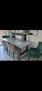 Kitchen table