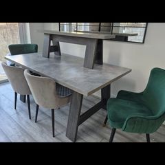 Kitchen table