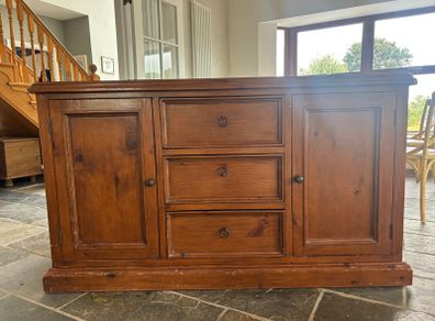 Sideboard