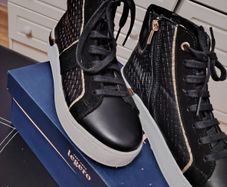 Soes  New