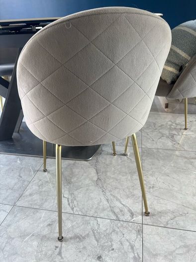 Kitchen table