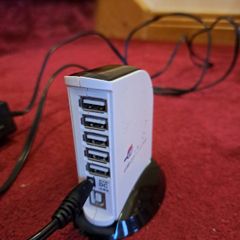 Powered USB Hub