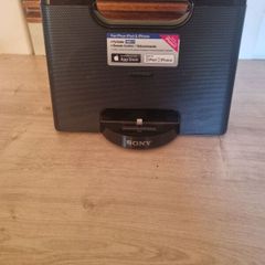 Sony RDP-M7iPN Portable Speaker with Lightning Dock