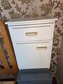 bedside lockers