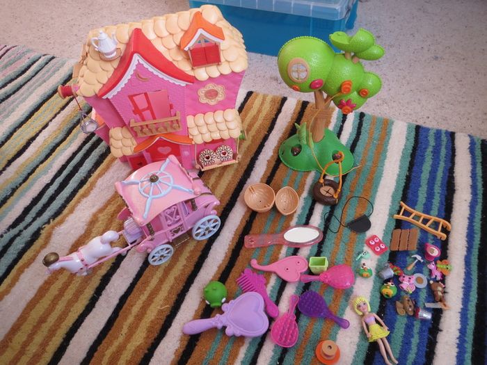 Lalaloopsy bundle house,tree, Disney