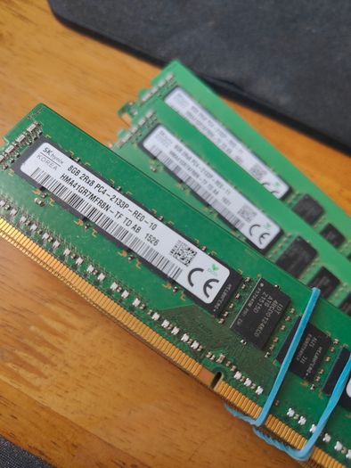 Memory ram DDR4  8GB pc and server