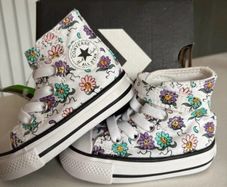 converse baby