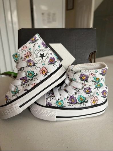 converse baby