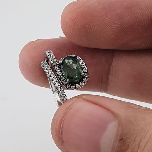 Vintage 925 Sterling Silver Green Tourmaline Ring Natural Gemstone Elegant Handmade Jewelry