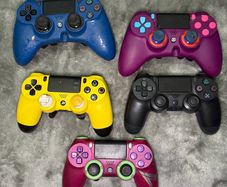 5x PS4 Controllers - 4 SCUF + 1 Sony - Untested - Spares or Repair