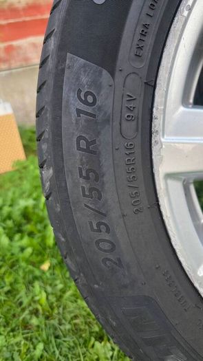 4 alloy wheels Vw