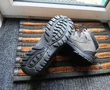 mens hiking boots