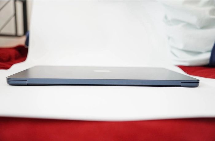 Macbook Air M2 midnight blue 256 gb