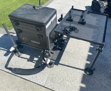 Maver MX1500 fishing box